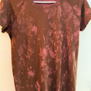 Lululemon swiftly tech short sleeve